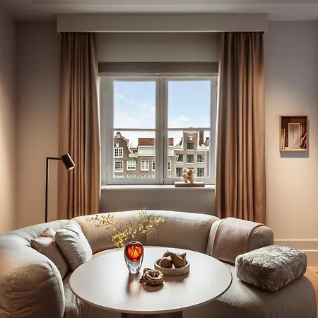 Rosewood Отель 5*
