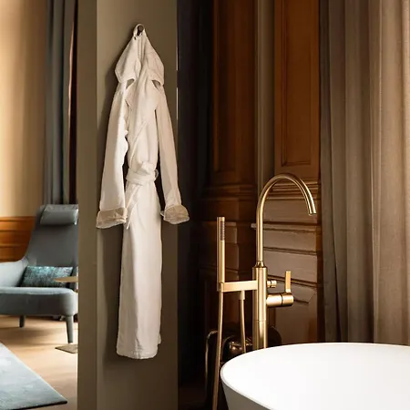 Rosewood 5*
