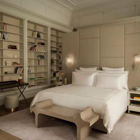 Otel Rosewood 5*